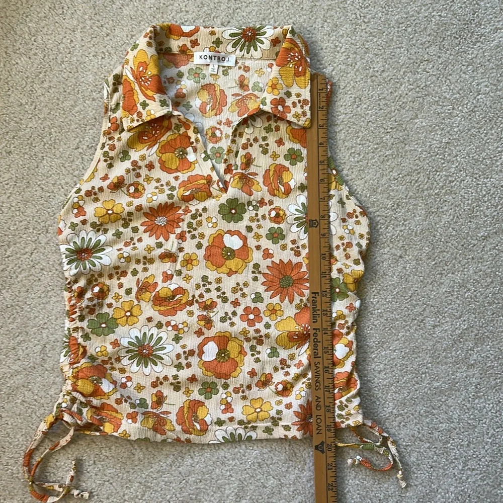 Vintage Inspired Floral Sleeveless Top - Orange and Green - Picture 4 of 9